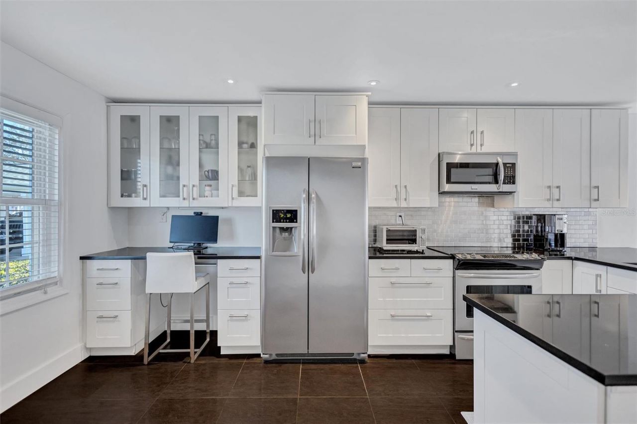 4799 Coquina Key Drive Se, Saint Petersburg, FL 33705 Photo