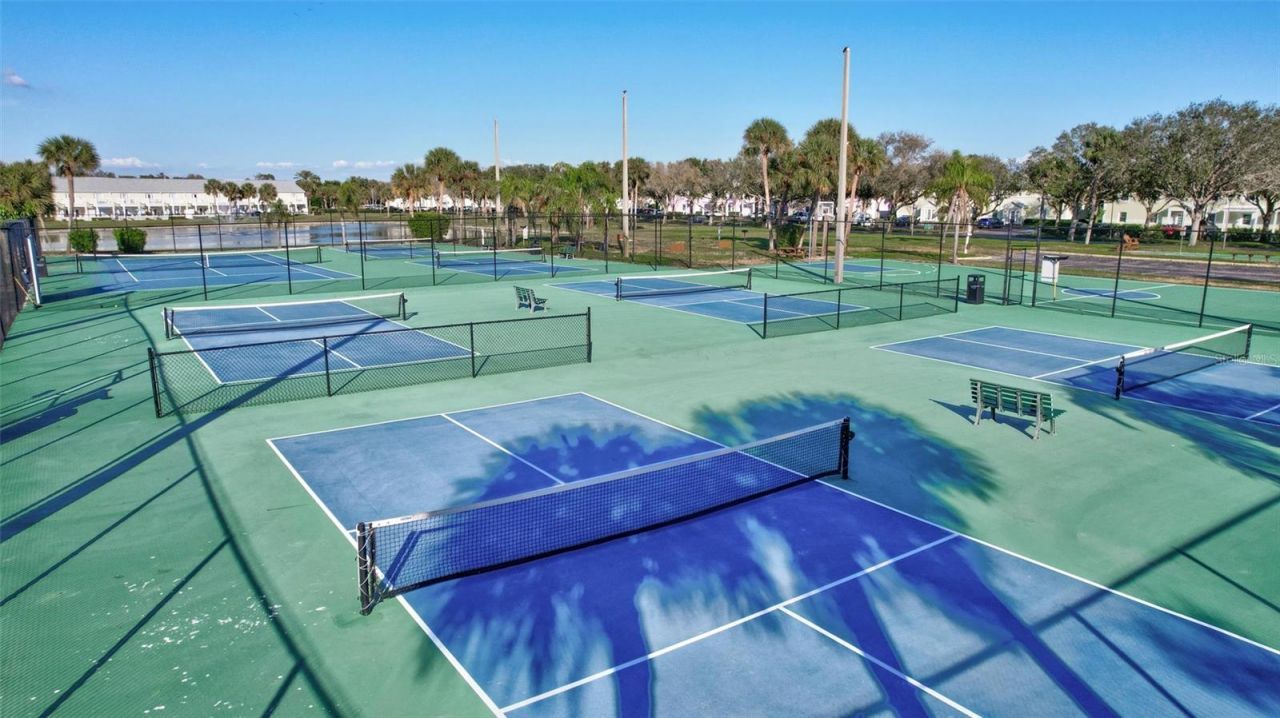 4799 Coquina Key Drive Se, Saint Petersburg, FL 33705 Photo