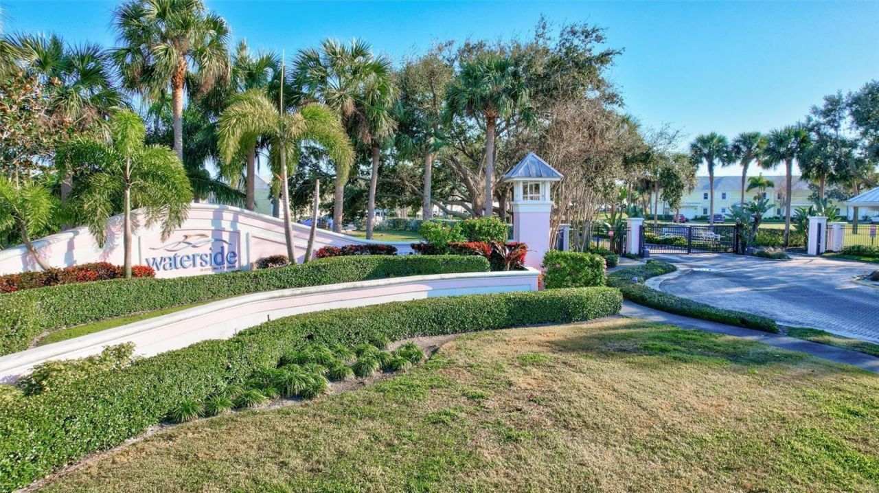 4799 Coquina Key Drive Se, Saint Petersburg, FL 33705 Photo