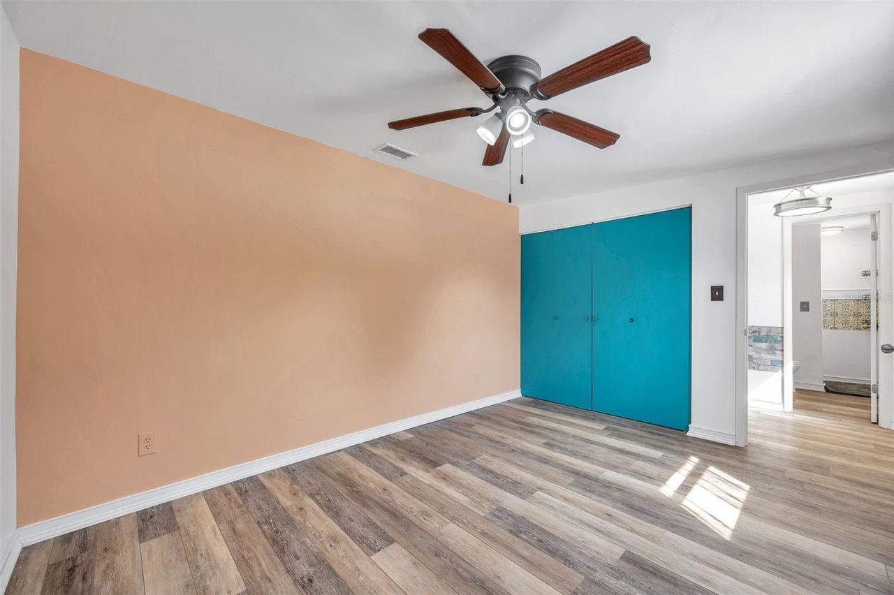 5900 Cypress Street N, Saint Petersburg, FL 33703 Photo