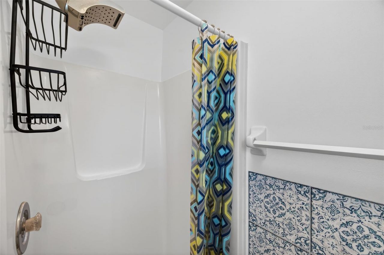 5900 Cypress Street N, Saint Petersburg, FL 33703 Photo