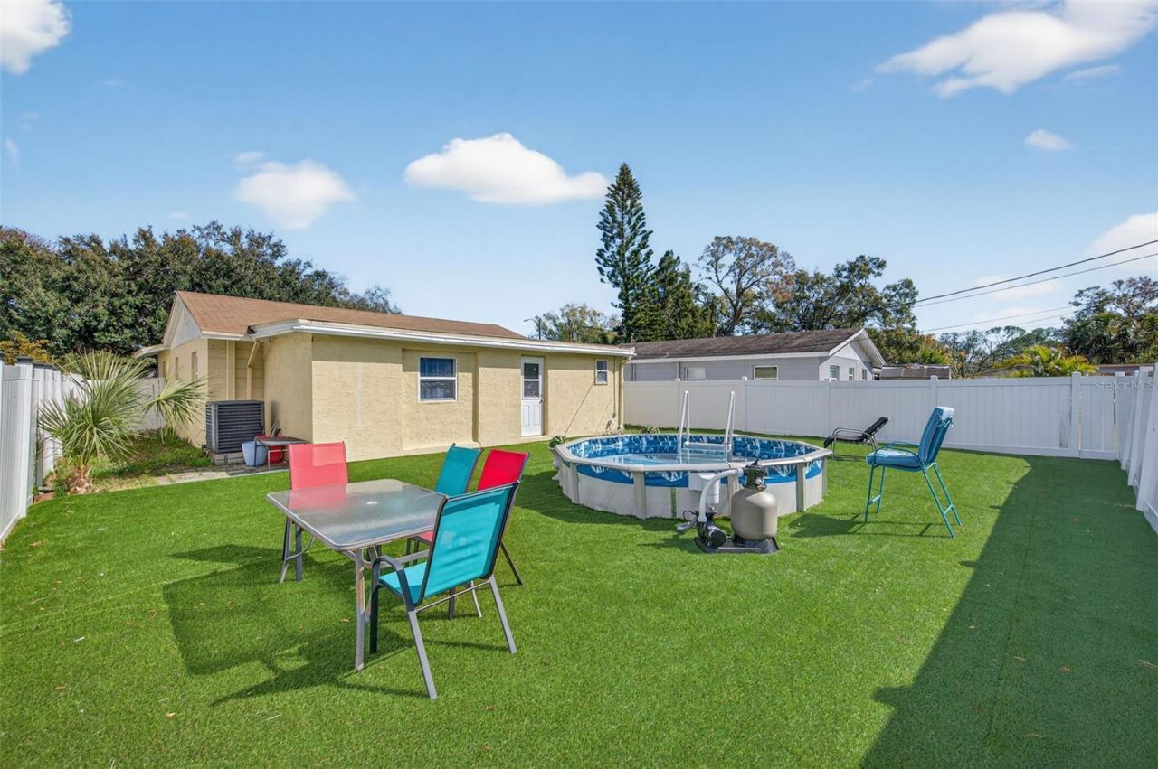 5900 Cypress Street N, Saint Petersburg, FL 33703 Photo