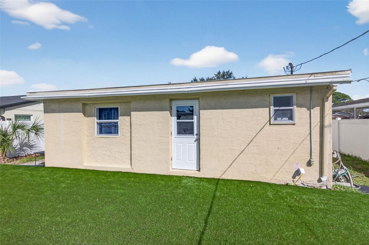 5900 Cypress Street N, Saint Petersburg, FL 33703 Photo