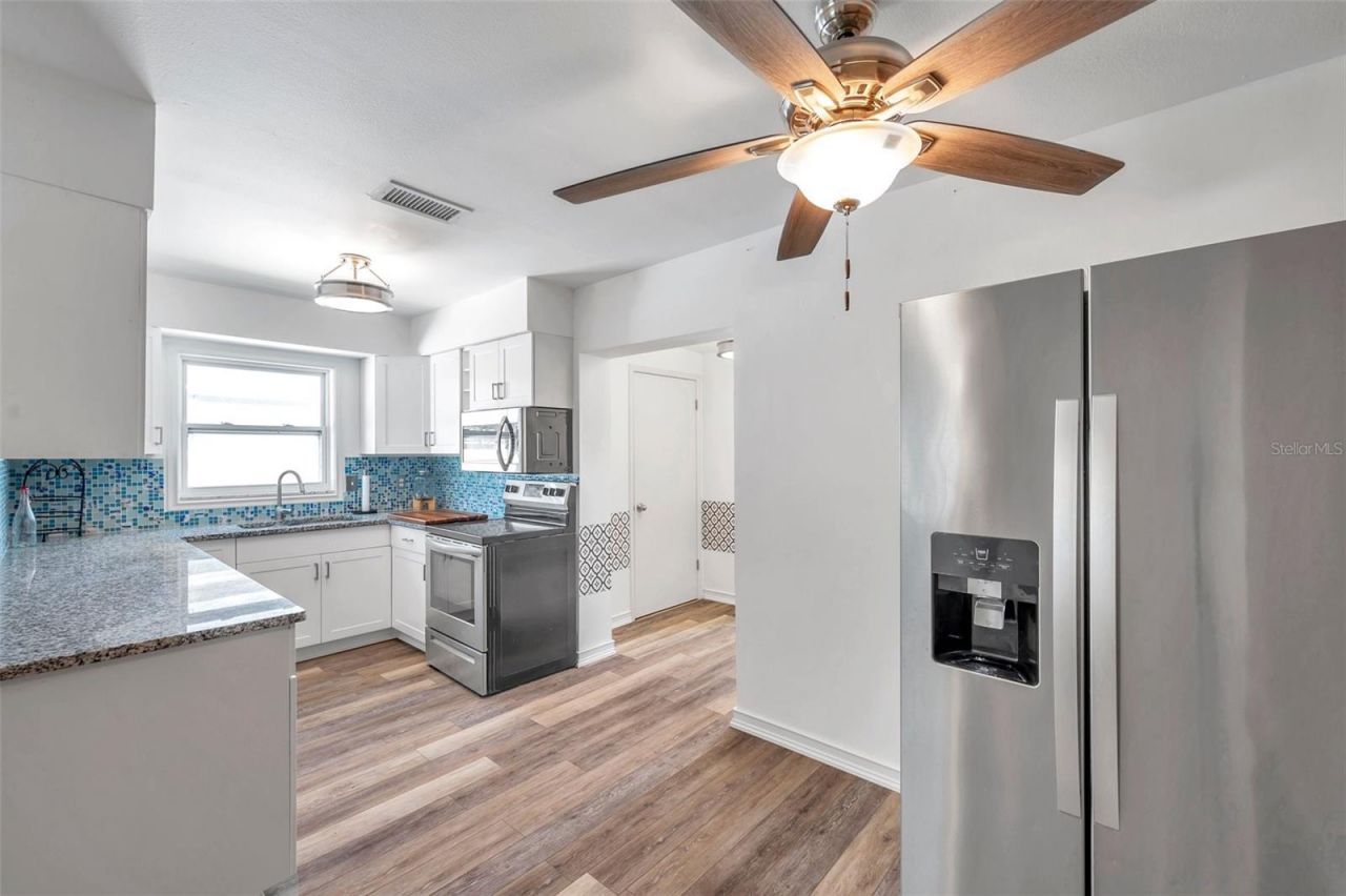 5900 Cypress Street N, Saint Petersburg, FL 33703 Photo