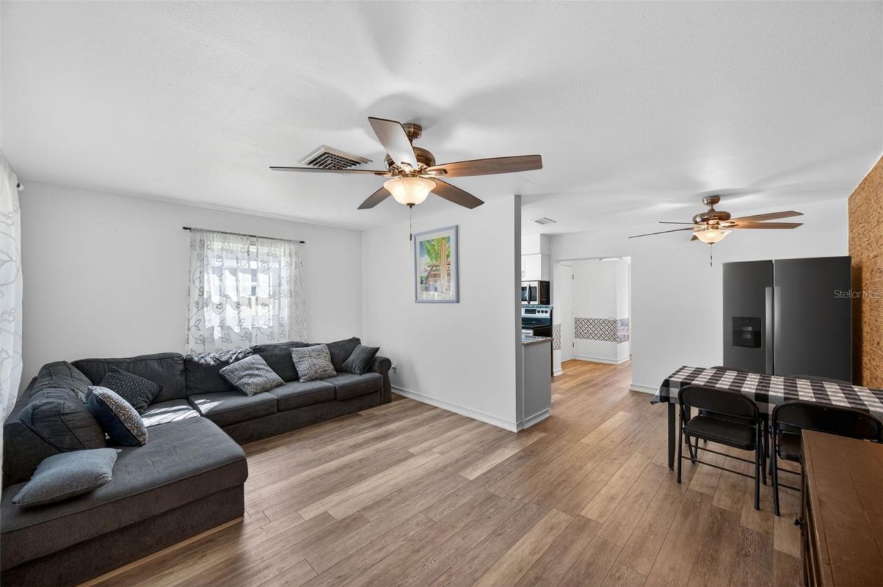 5900 Cypress Street N, Saint Petersburg, FL 33703 Photo