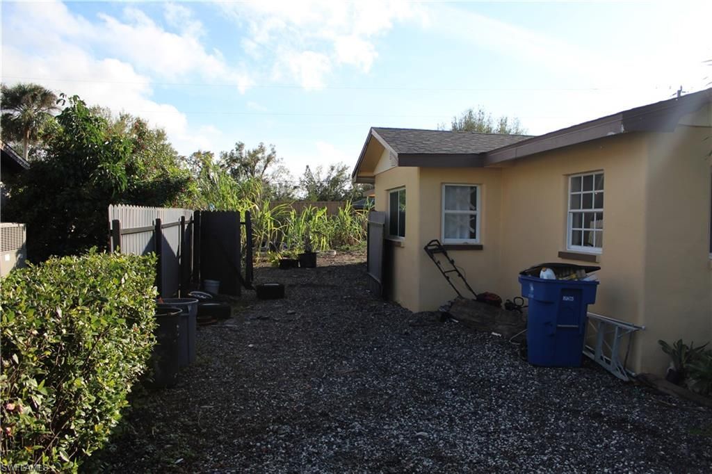 679 Canal Dr , North Fort Myers, FL 33903 Photo