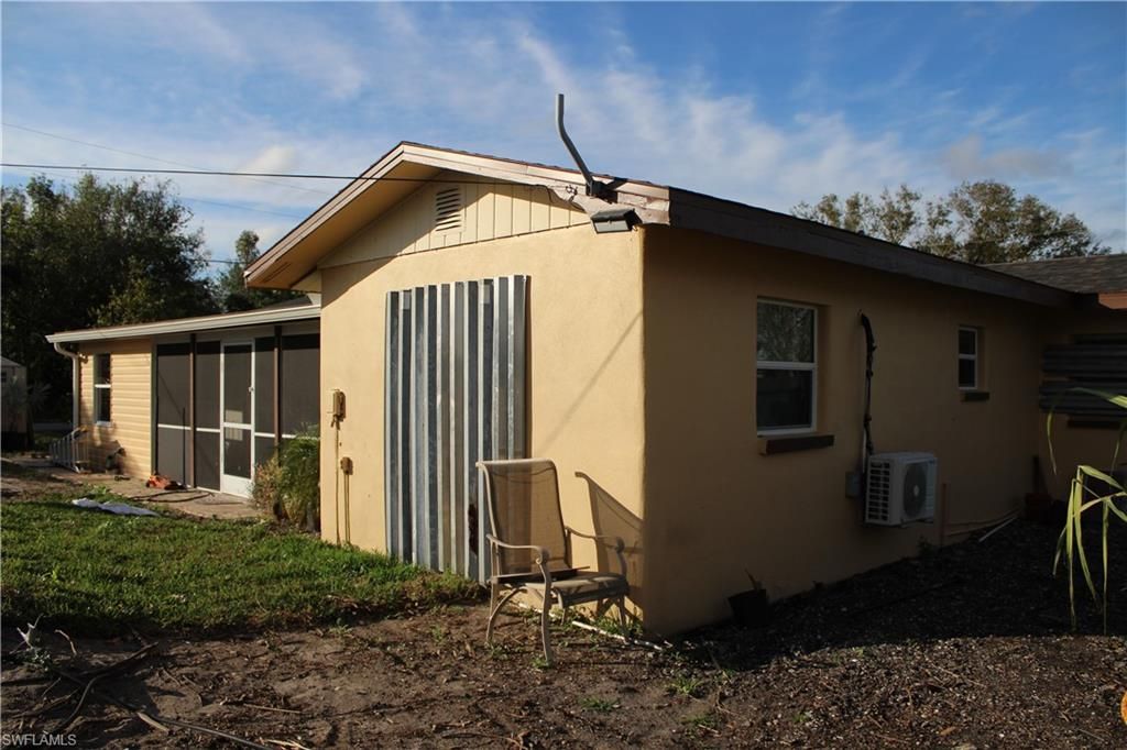 679 Canal Dr , North Fort Myers, FL 33903 Photo