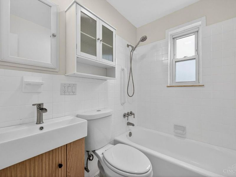 2258 Hunt Road, Reading, OH 45215 Photo 17