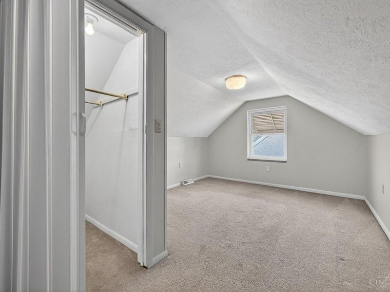 2258 Hunt Road, Reading, OH 45215 Photo 26