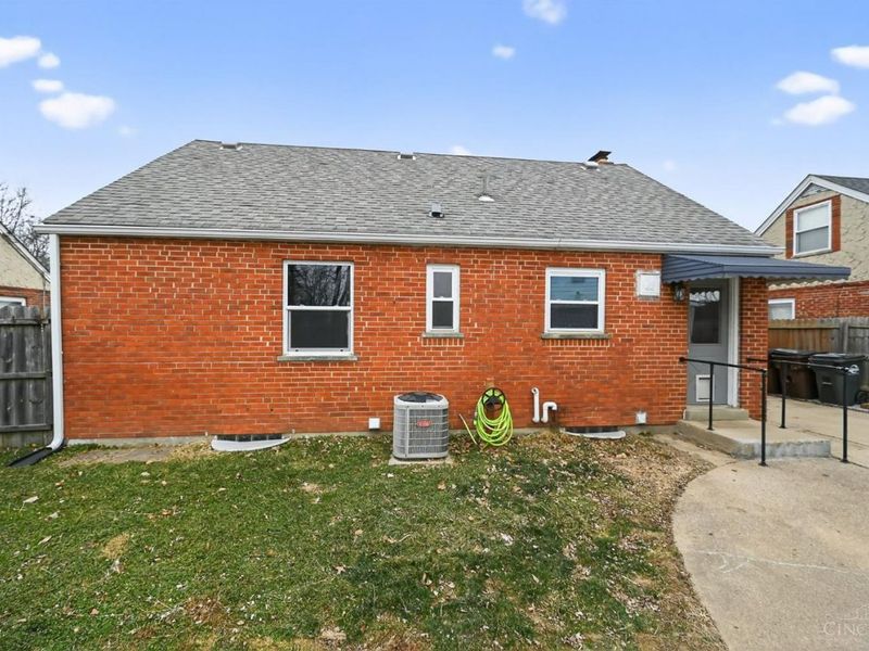 2258 Hunt Road, Reading, OH 45215 Photo 33