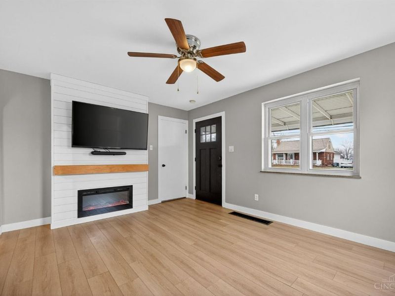 2258 Hunt Road, Reading, OH 45215 Photo 8