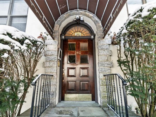 240 Alpine Place, Unit 2B, Tuckahoe, NY 10707