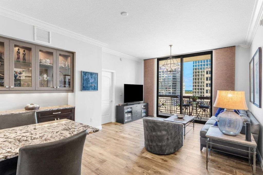 801 S Olive Avenue, Unit 908, West Palm Beach, FL 33401 Photo