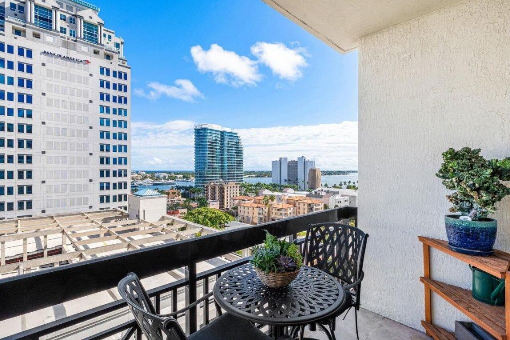 801 S Olive Avenue, Unit 908, West Palm Beach, FL 33401 Photo