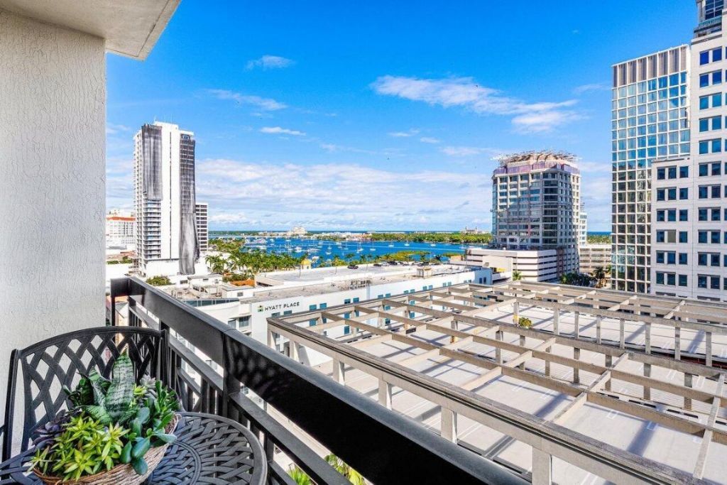 801 S Olive Avenue, Unit 908, West Palm Beach, FL 33401 Photo