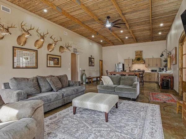 4822 Possum Hollow Road, Harrisburg, AR 72432