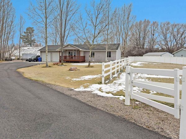 109 E 12th St, McCammon, ID 83250