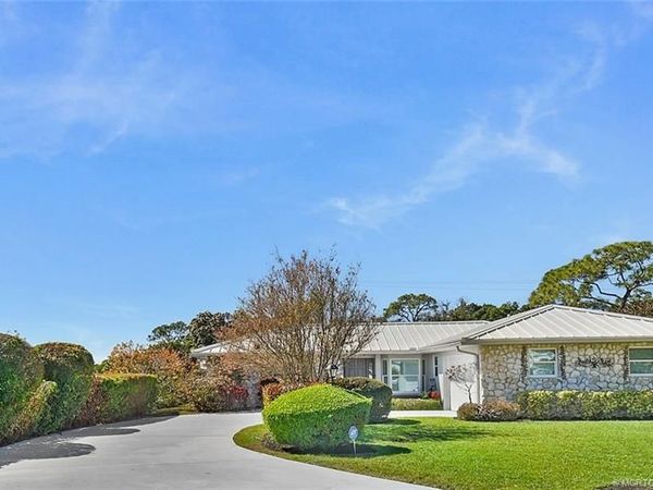 1898 SE Coronado Lane, Stuart, FL 34996