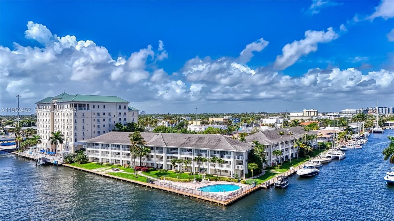 2895 NE 32nd St, Unit 207, Fort Lauderdale, FL 33306 Photo