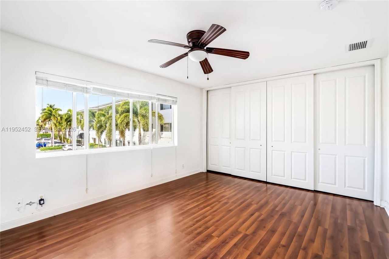 2895 NE 32nd St, Unit 207, Fort Lauderdale, FL 33306 Photo