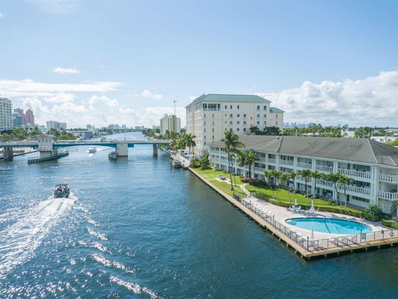 2895 NE 32nd St, Unit 207, Fort Lauderdale, FL 33306 Photo