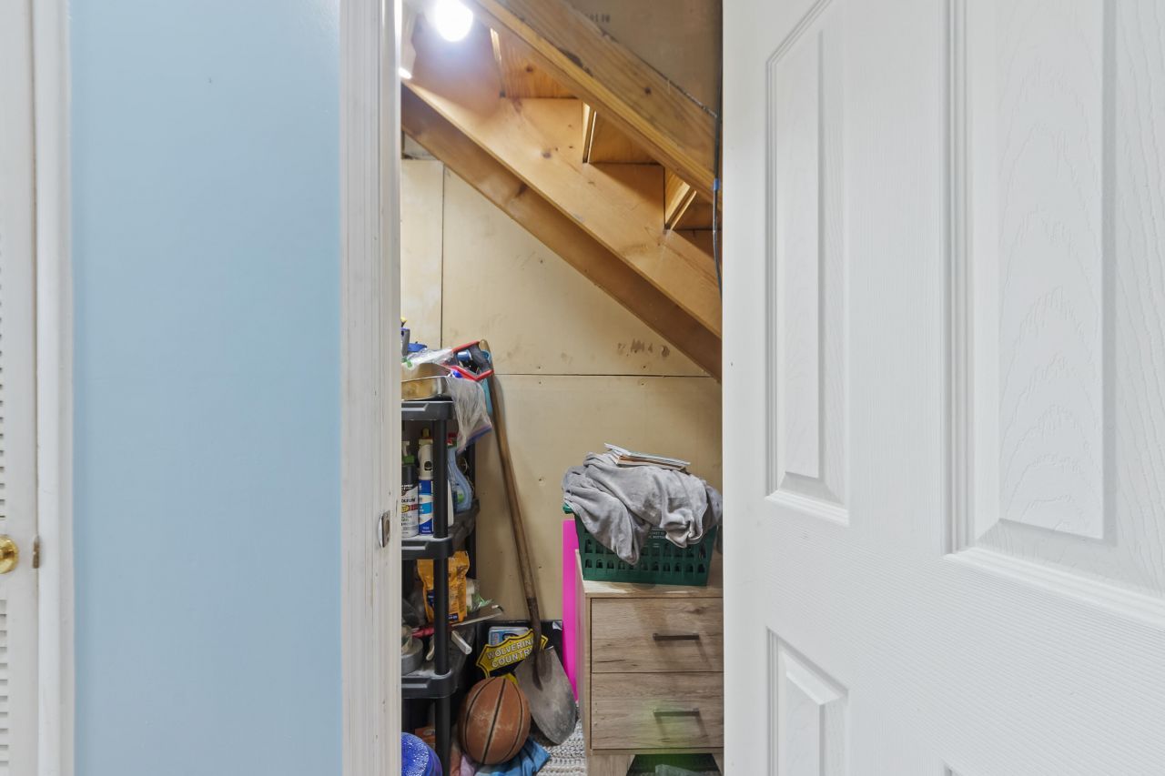 21 Rivers Point Row Photo 10