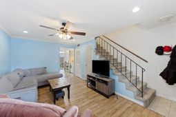 21 Rivers Point Row photo 4