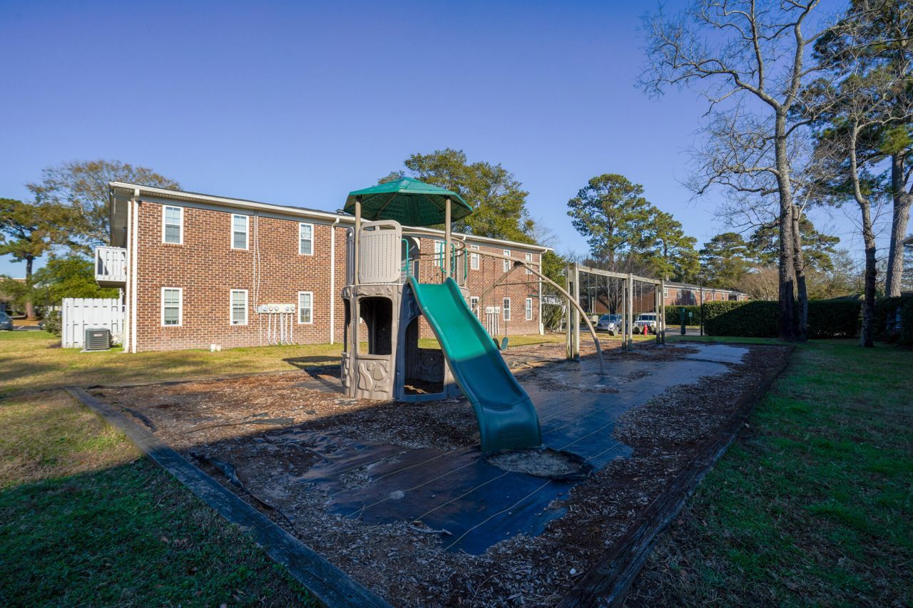 21 Rivers Point Row Photo 32