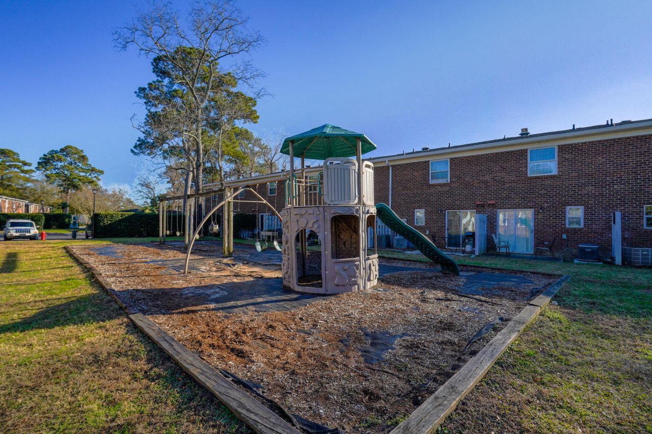 21 Rivers Point Row Photo 33