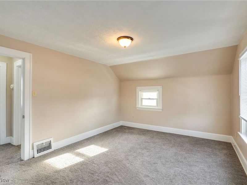 1353 Gorge Boulevard, Akron, OH 44310 Photo 25