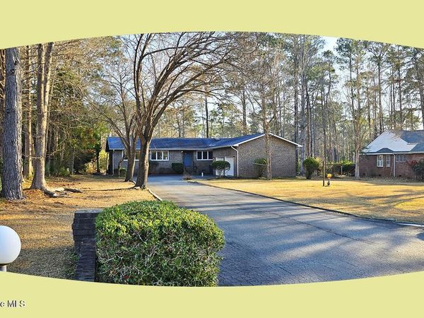 82 Fairway Drive, Shallotte, NC 28470