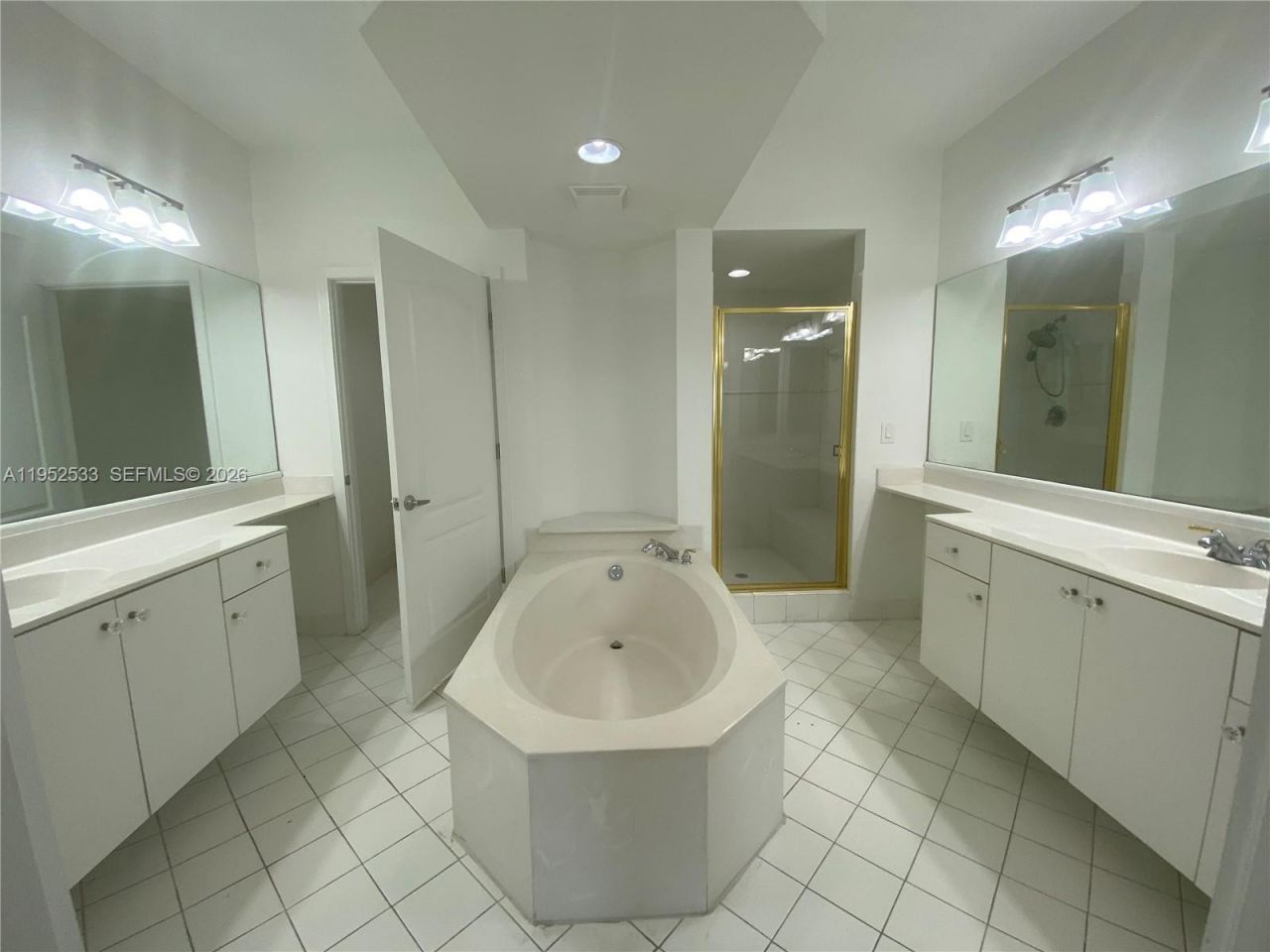 10700 NW 66th St, Unit 404, Doral, FL 33178 Photo