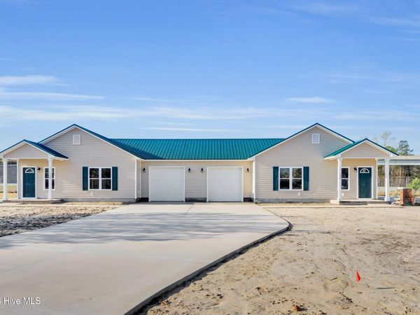 136 Macdonald Boulevard, Havelock, NC 28532