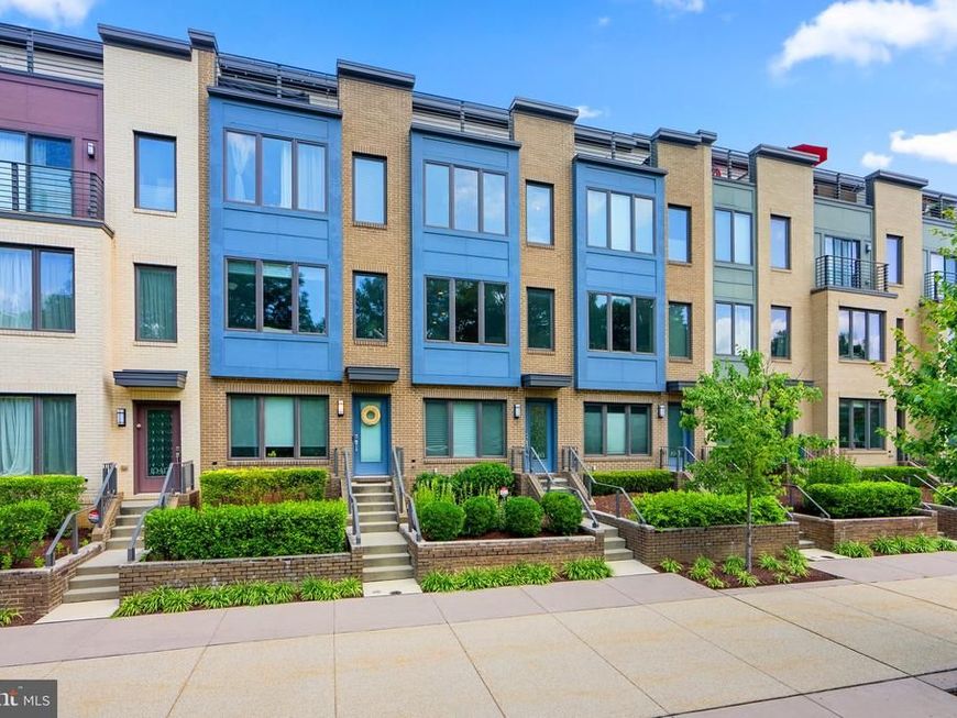 10413 Fernwood Road, Bethesda, MD 20817 Main Photo