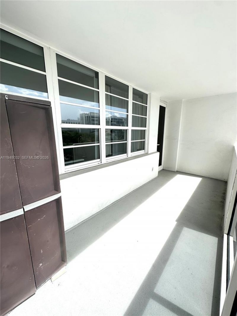 100 Lincoln Rd, Unit 518, Miami Beach, FL 33139 Photo