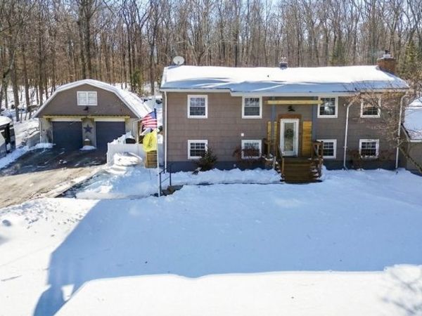 27 Grandview Ave, Jefferson, NJ 07460