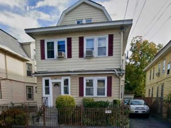 445 E 32nd St, Paterson, NJ 07504