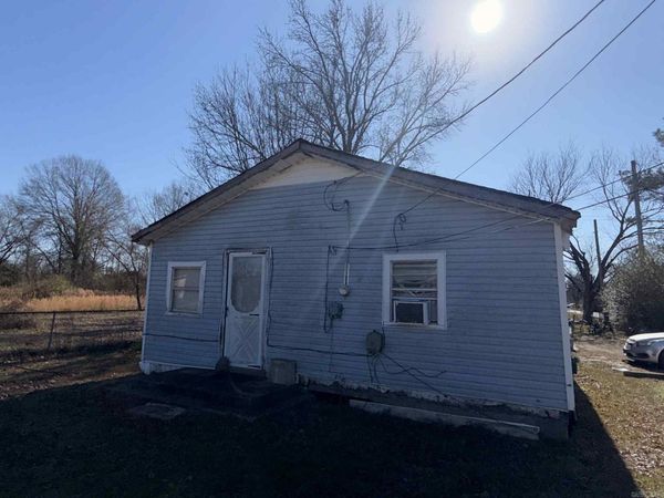 4220 W 2nd Avenue, White Hall, AR 71602
