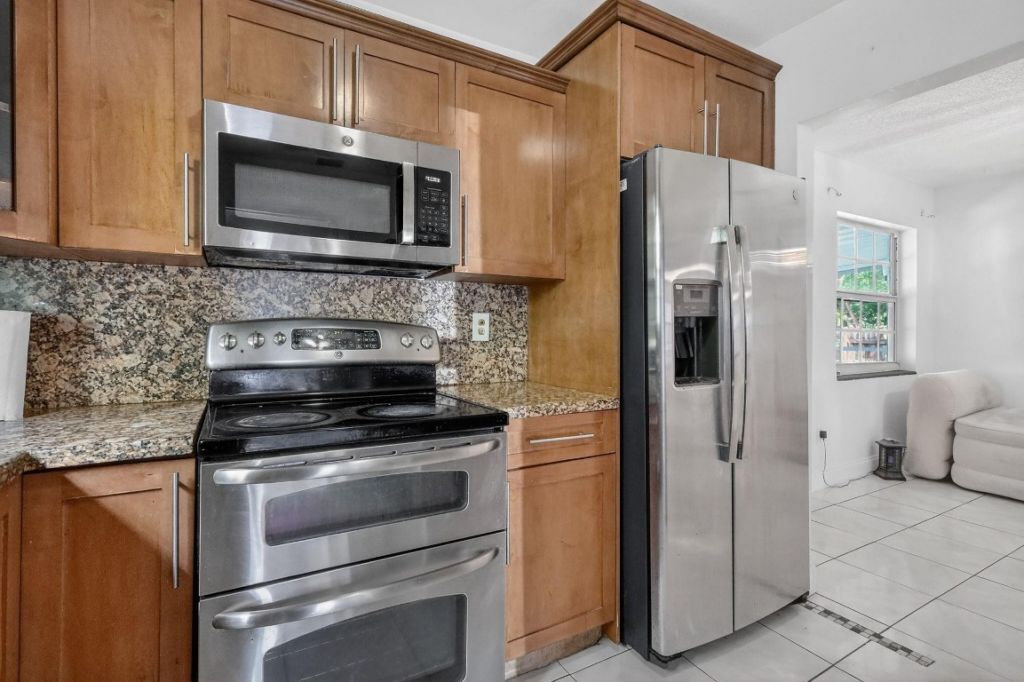 269 NE 110th Terrace, Miami, FL 33161 Photo