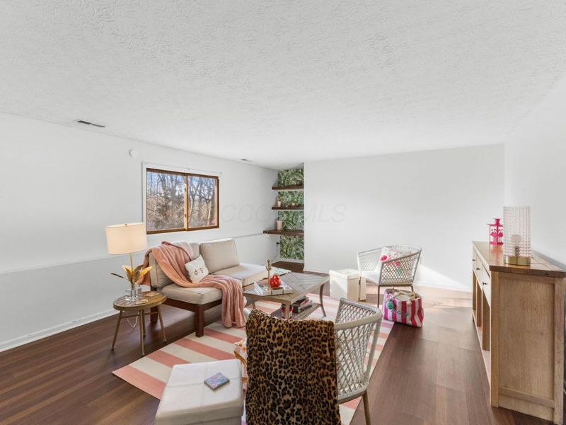 3231 Stonecrest Court, Unit 40, Columbus, OH 43221 Photo 31