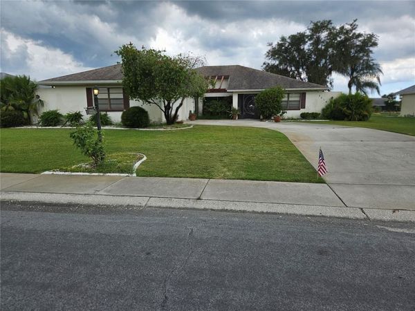 2014 E VIEW DRIVE, SUN CITY CENTER, FL 33573