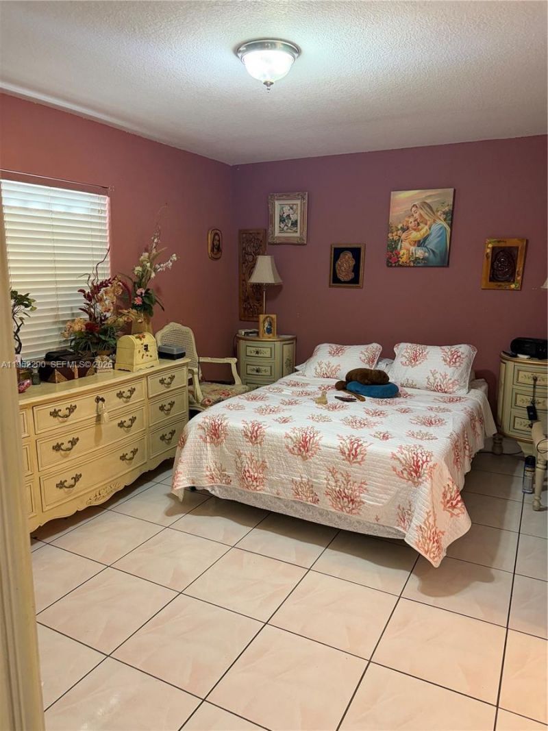 9069 NW 121st Ter, Unit 81, Hialeah Gardens, FL 33018 Photo