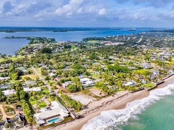 2136/2131 N Porpoise Point LnN Porpoise Point/Cava, Vero Beach, FL 32963