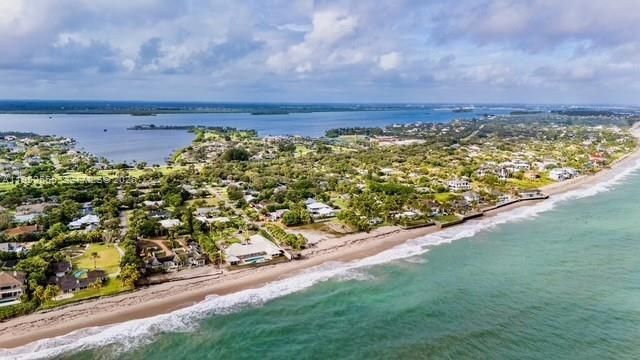 2136/2131 N Porpoise Point Lnn Porpoise Point/cava, Vero Beach, FL 32963 Photo