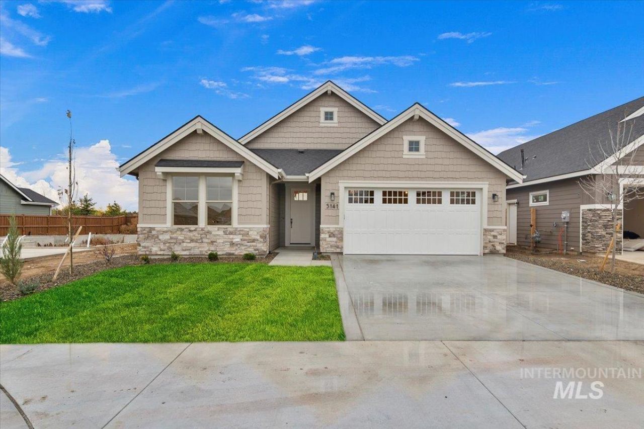 8271 W Gallup St, Meridian, ID 83646 Main Photo