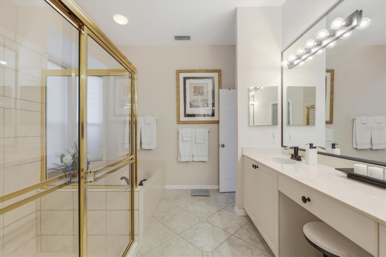 7029 Lennox Place, University Park, FL 34201 Photo