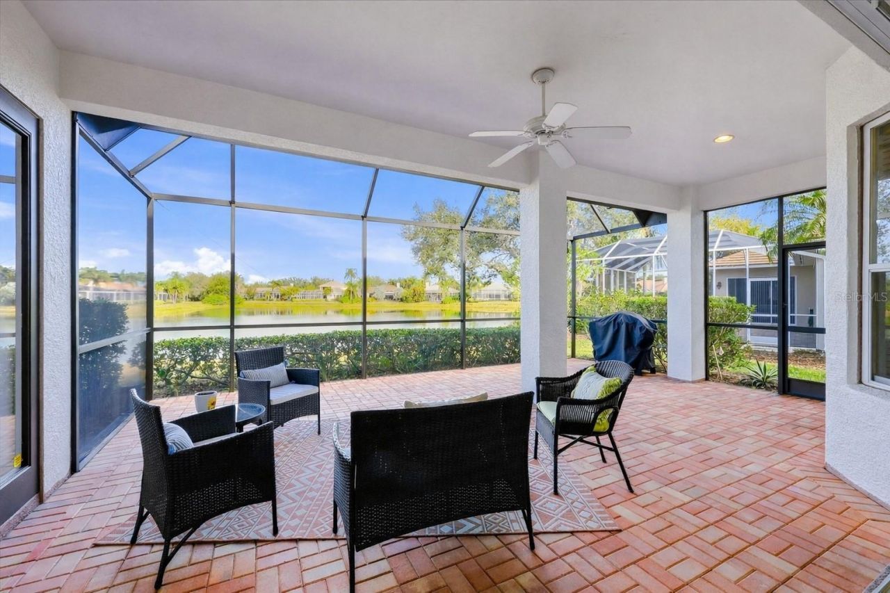 7029 Lennox Place, University Park, FL 34201 Photo