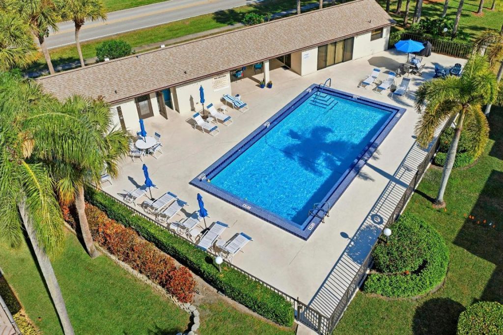 802 Wingfoot Drive, Unit B, Jupiter, FL 33458 Photo