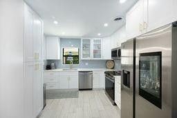 226 Corsair Avenue, Lauderdale by the Sea, FL 33308 Photo