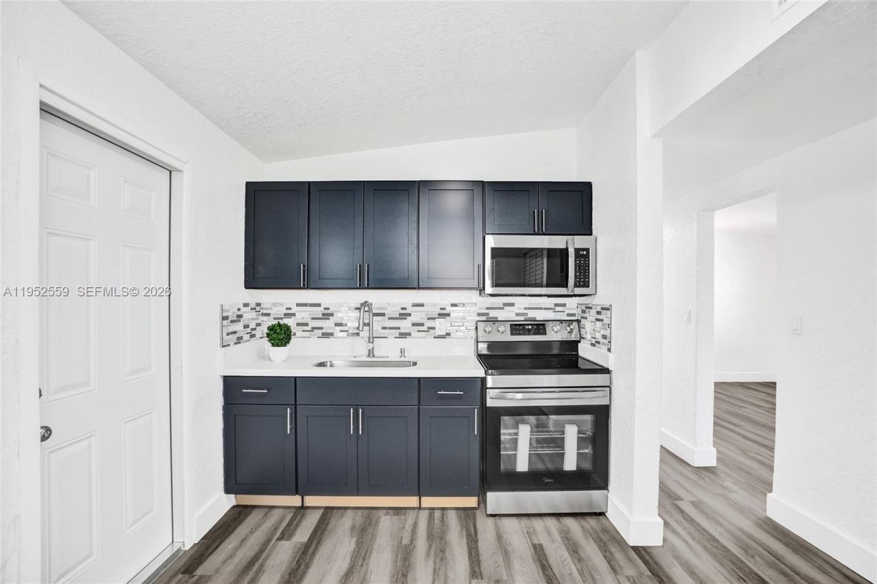 1582 NW 5th Ave, Pompano Beach, FL 33060 Photo